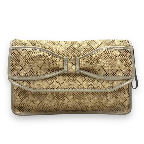 1970's large bow raffia straw and leather wristlet bag - Picture 11 of 13